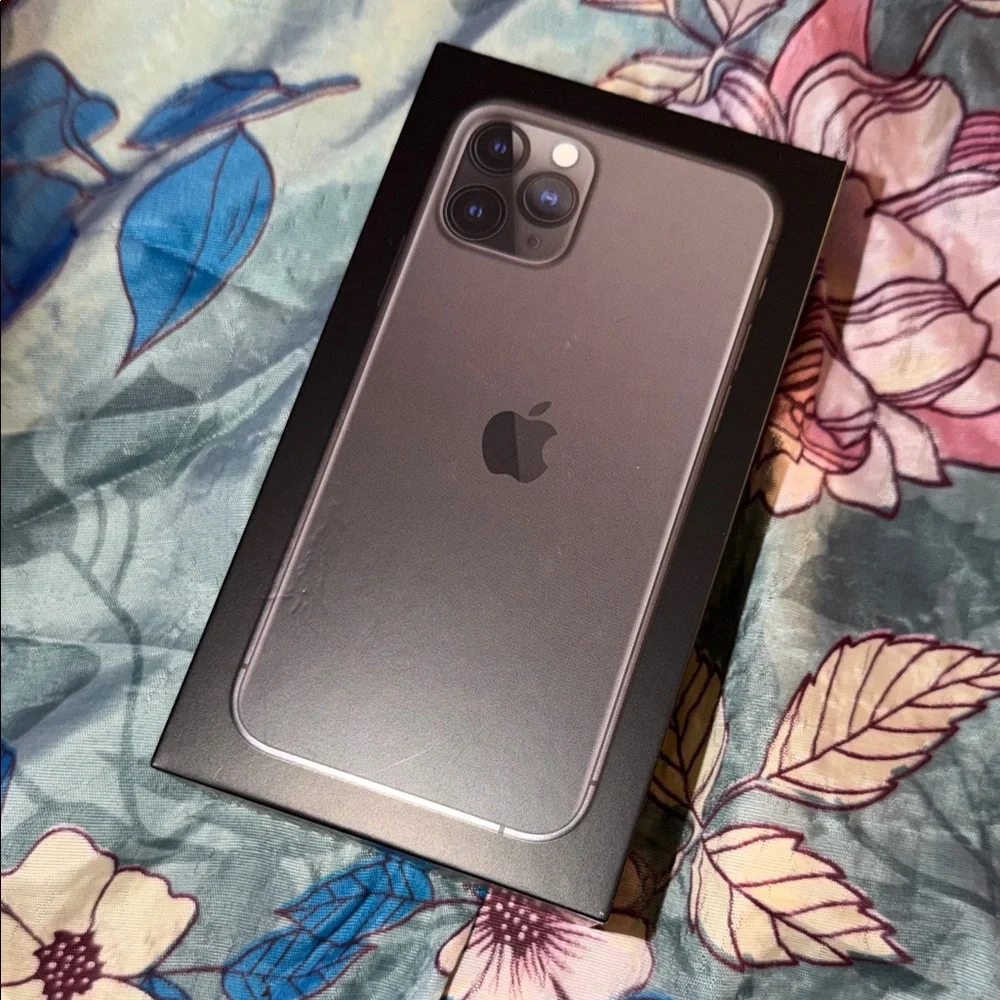 Apple iPhone 11 Pro - Dark Gray